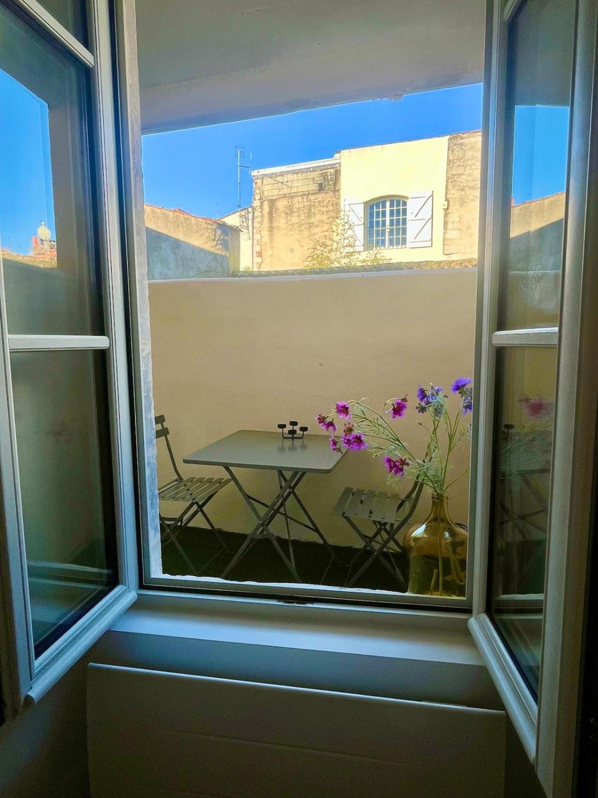 Apartamento Escapade Vintage Avec Terrasse En Centre Historique La Rochelle  Exterior foto